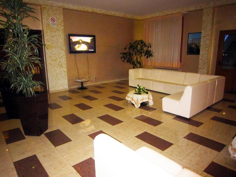 Hotel Park Grumentum Grumento Nova Esterno foto